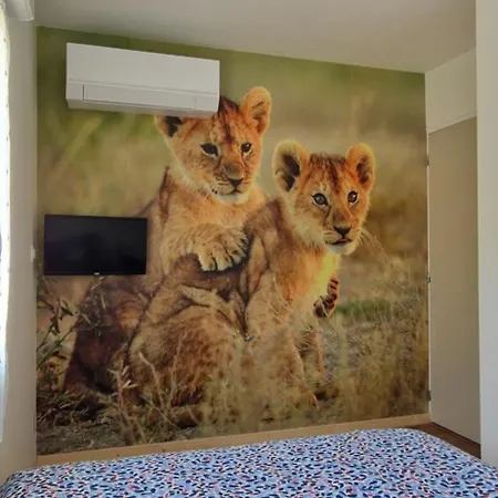 La Rive Du Loir 2km From Zoo De *